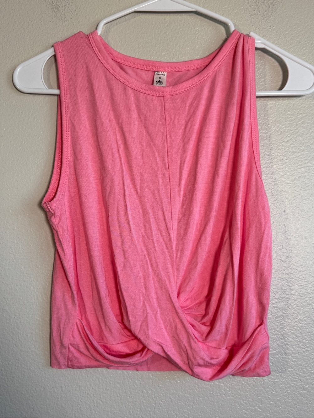 ALO Yoga Cover Tank in Pink Macaron - S